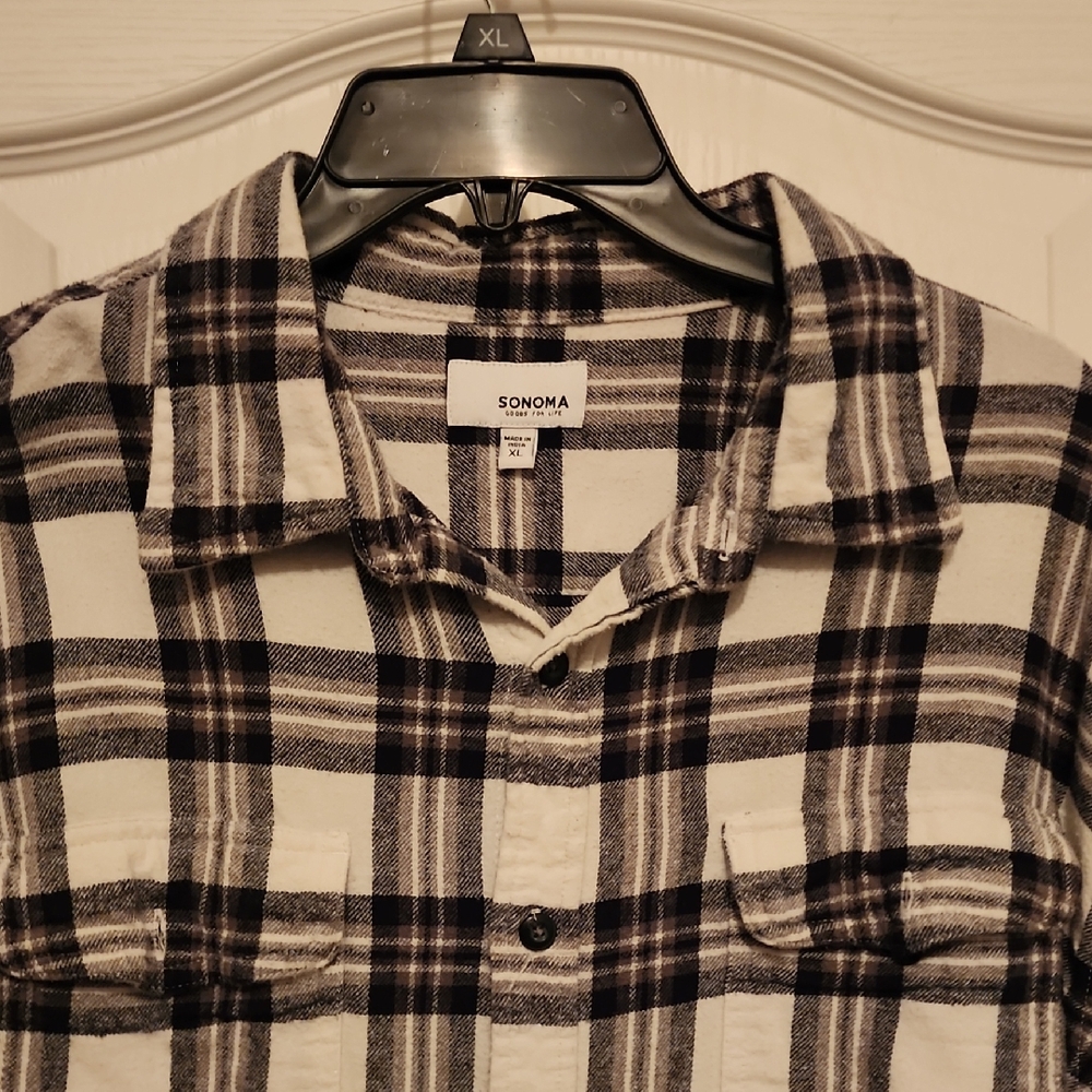 Sonoma Black White Flannel Plaid Button-Up Shirt